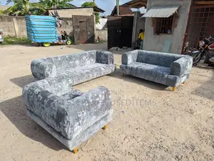 Sofa Set // 3:2:1// Spring // Fiber //