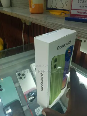 New Samsung Galaxy A05 64 GB Bronze