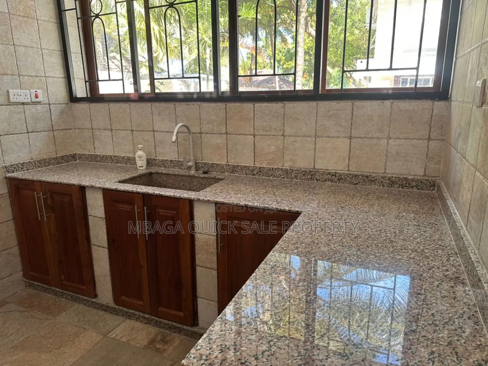 3bdrm Apartment in Kigamboni Maweni for rent