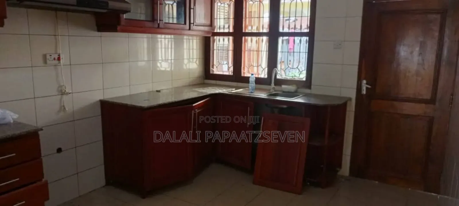 3bdrm Apartment in Dalalipapaatzseven, Kinondoni for rent