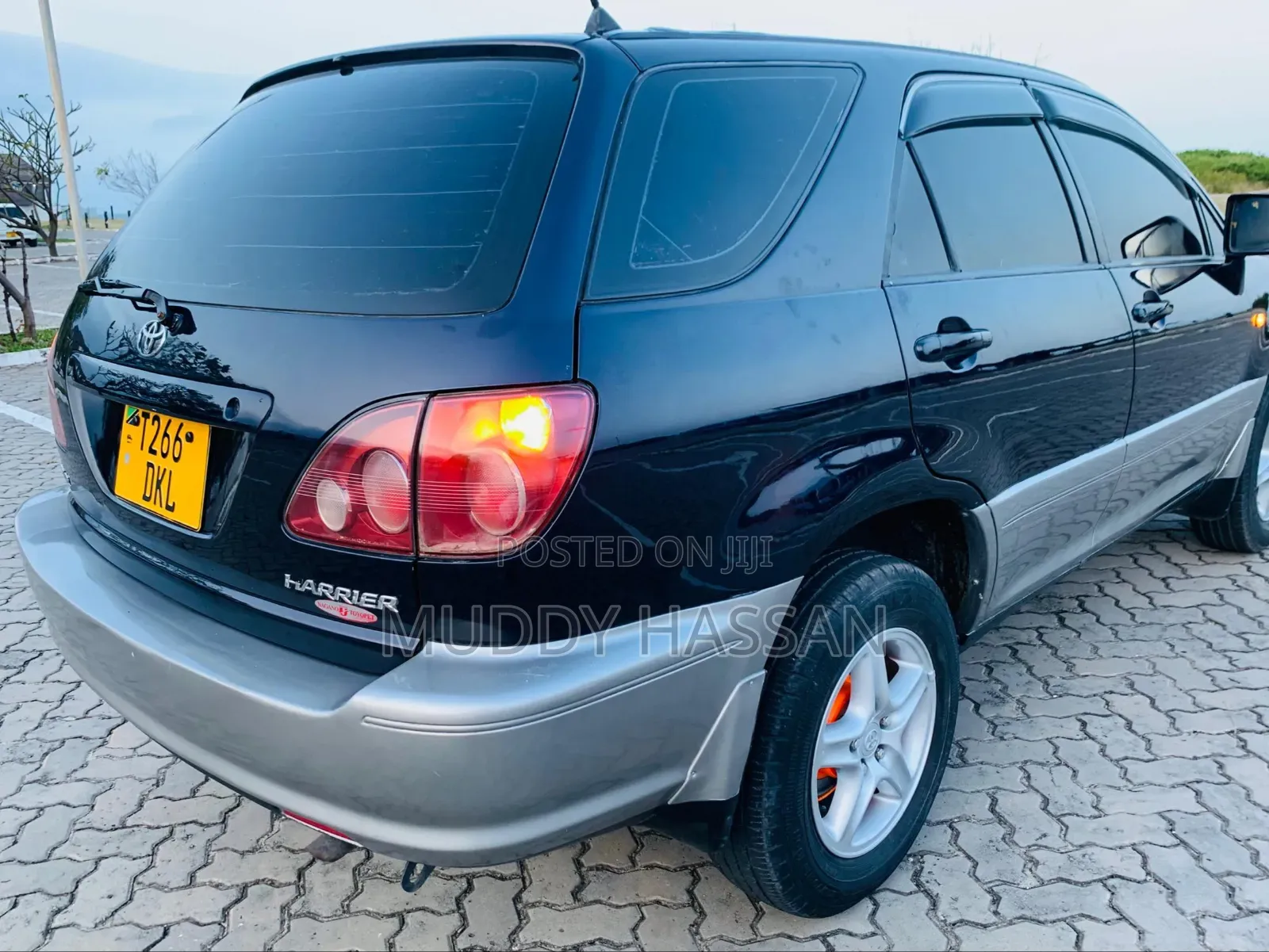 Toyota Harrier 2004 Black