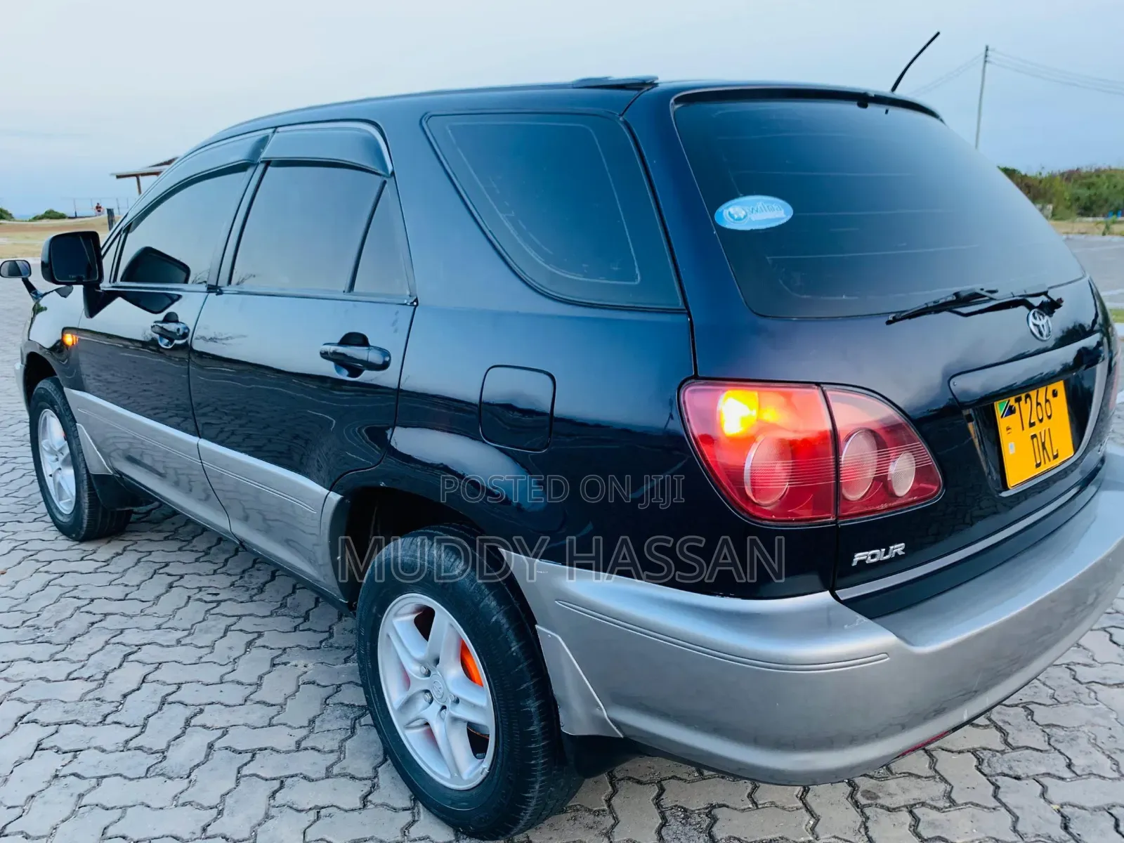 Toyota Harrier 2004 Black