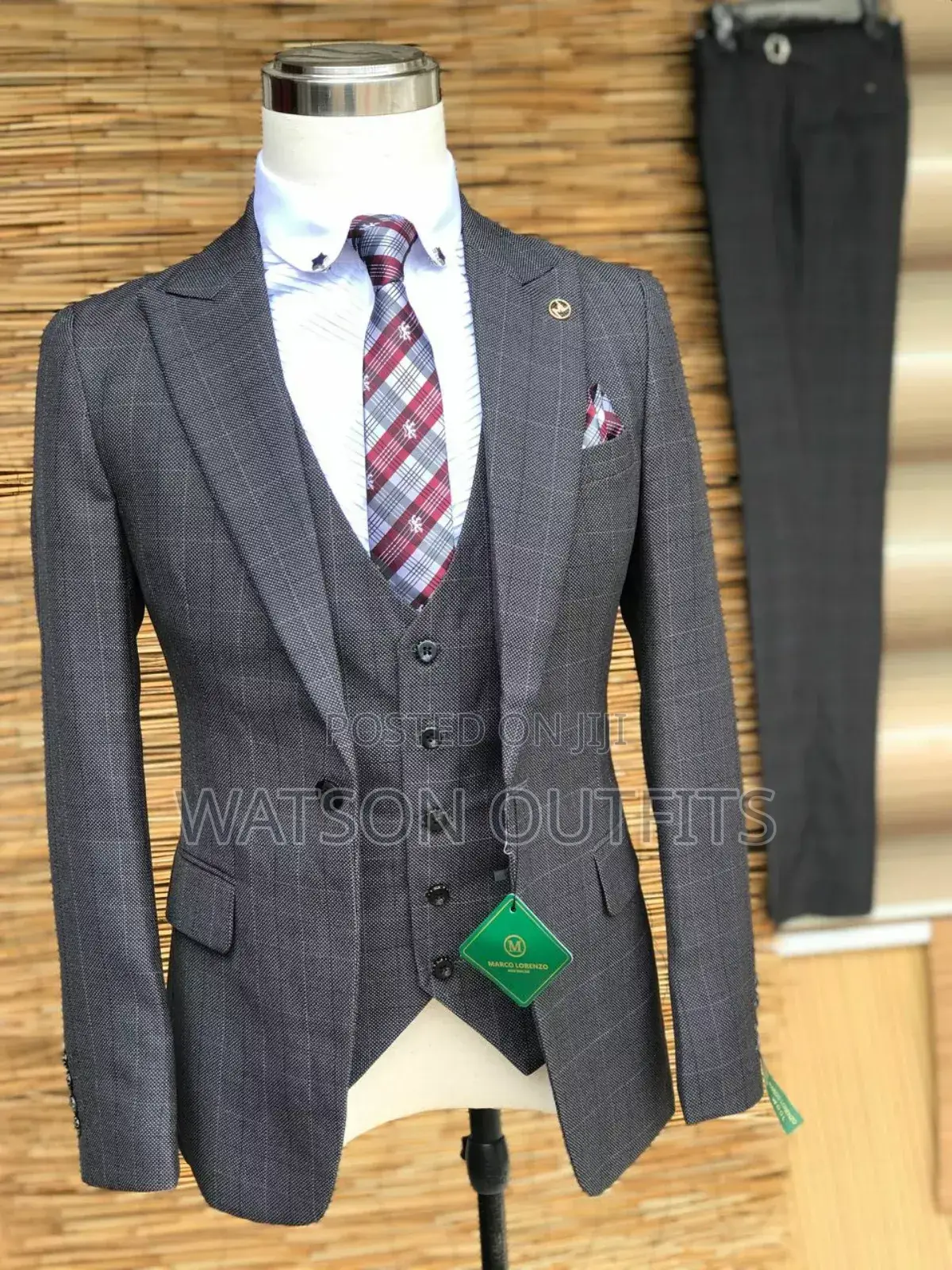Suti Nzuri Mpya Za Charcoal Grey