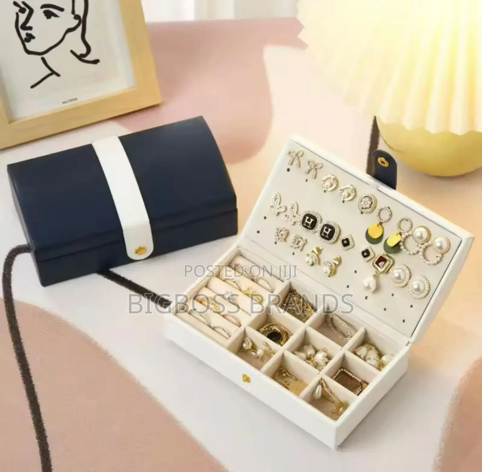 Ladies Fashion Jewelry Storage Box