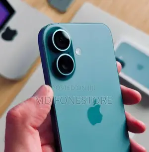 New Apple iPhone 16 128 GB Green