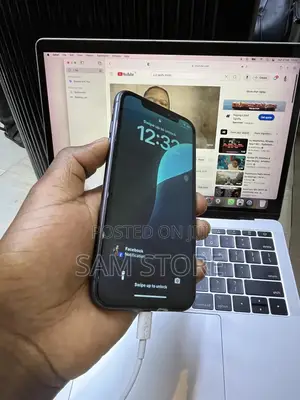 Apple iPhone 11 64 GB Black