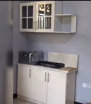Upper and Lower Kitchen Cabinets