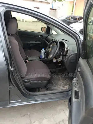 Toyota Wish 2005 Gray