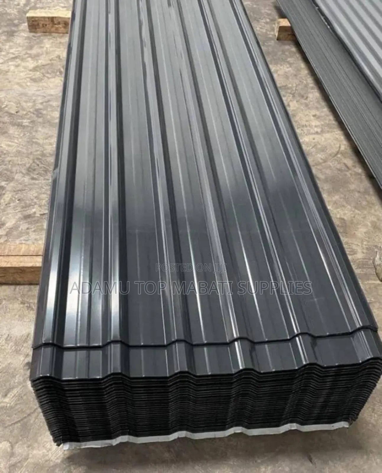 Mgongo Mpana - Charcoal Grey Color