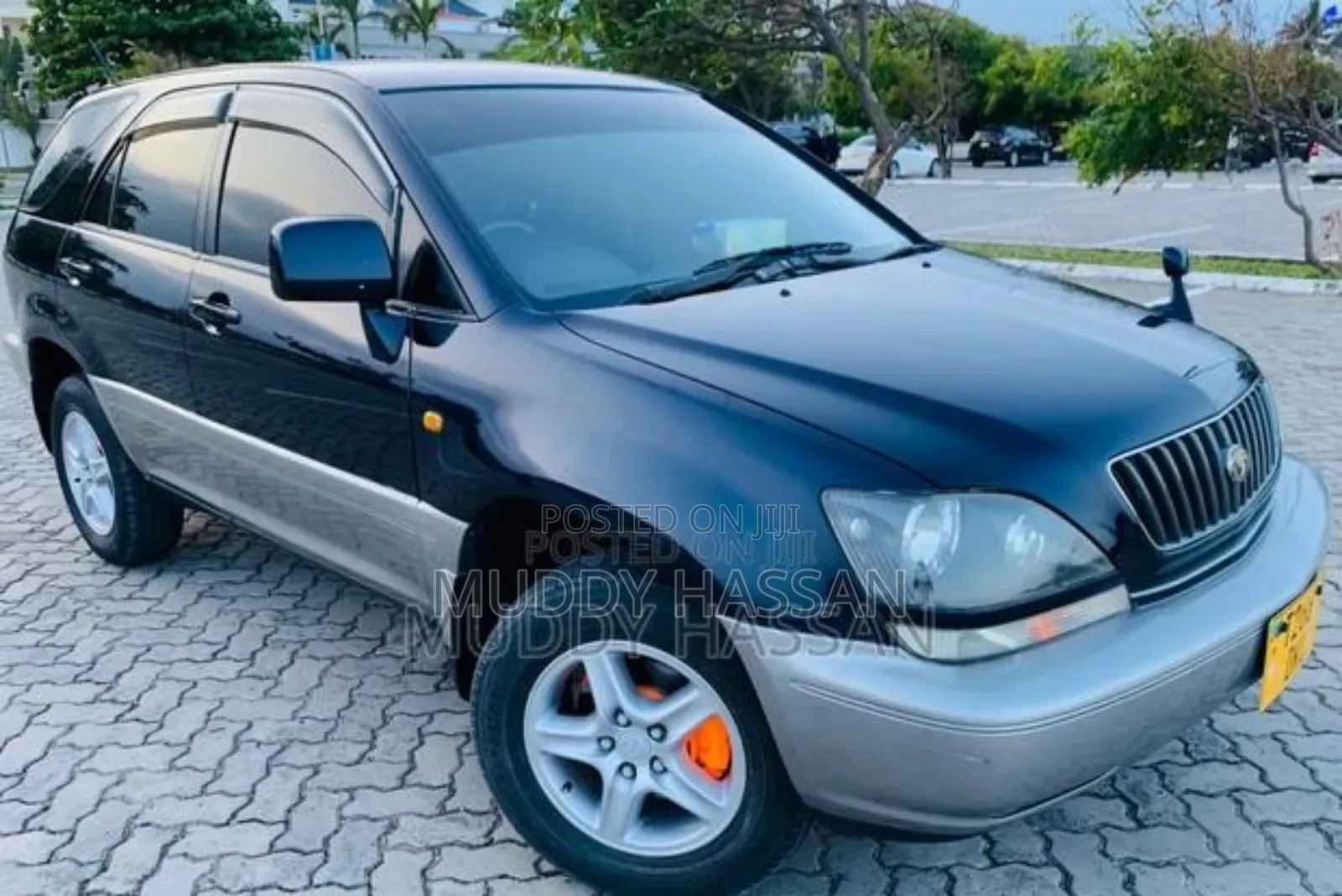 Toyota Harrier 2004 Black