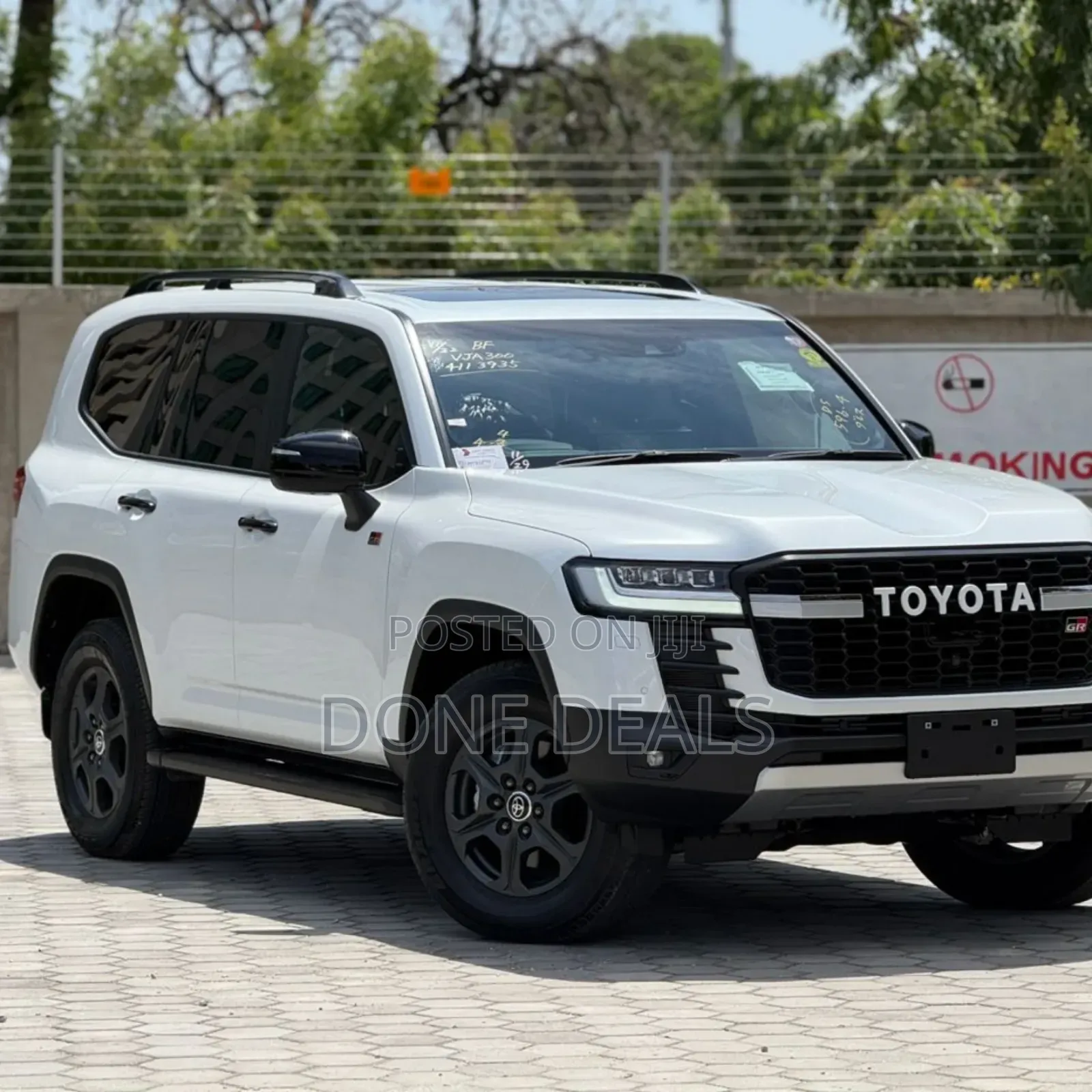 Toyota Land Cruiser 2023 White