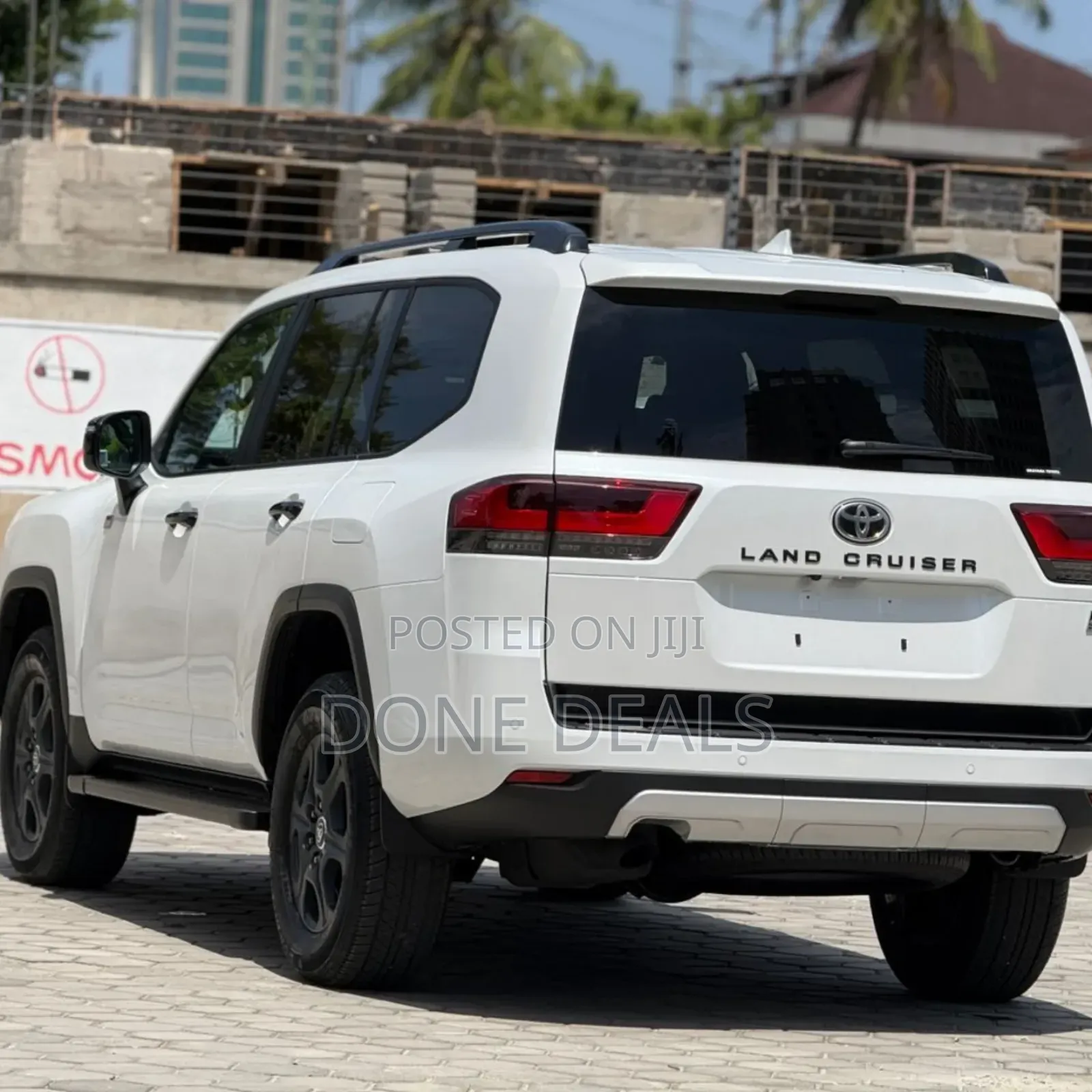 Toyota Land Cruiser 2023 White