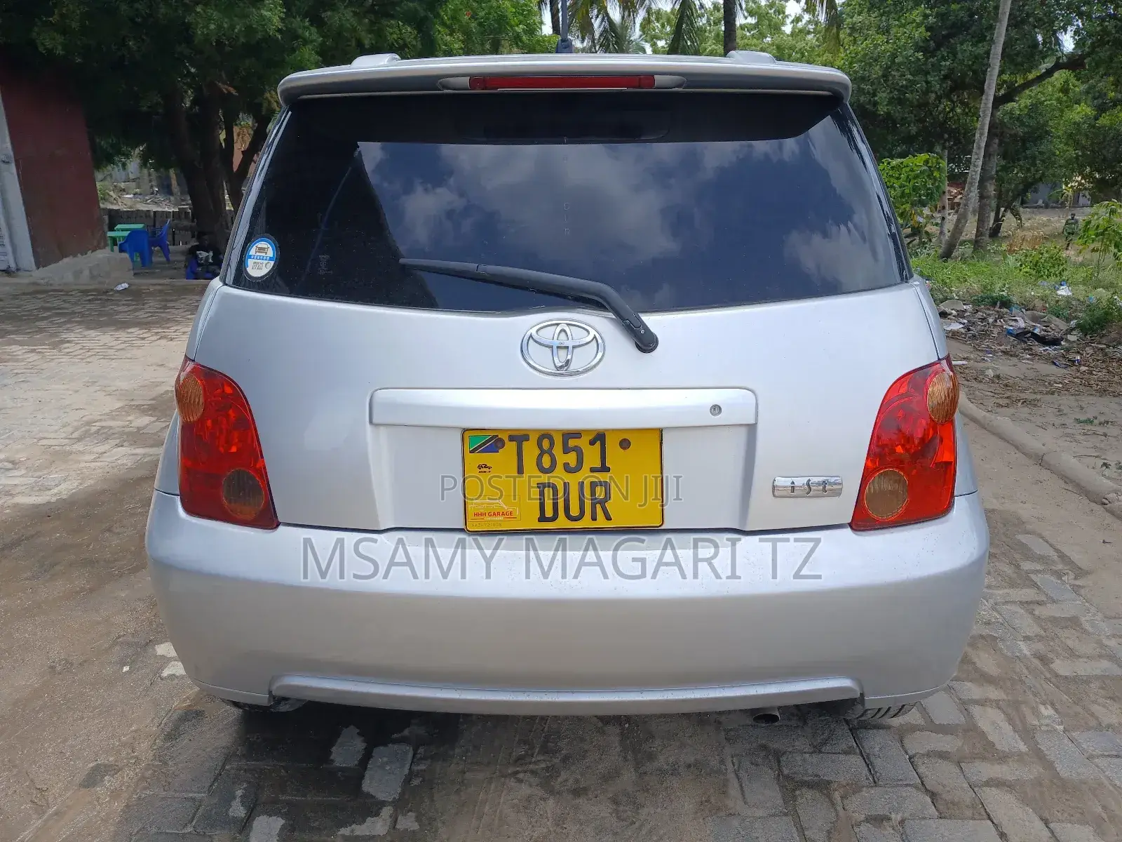 Toyota IST 2004 Silver