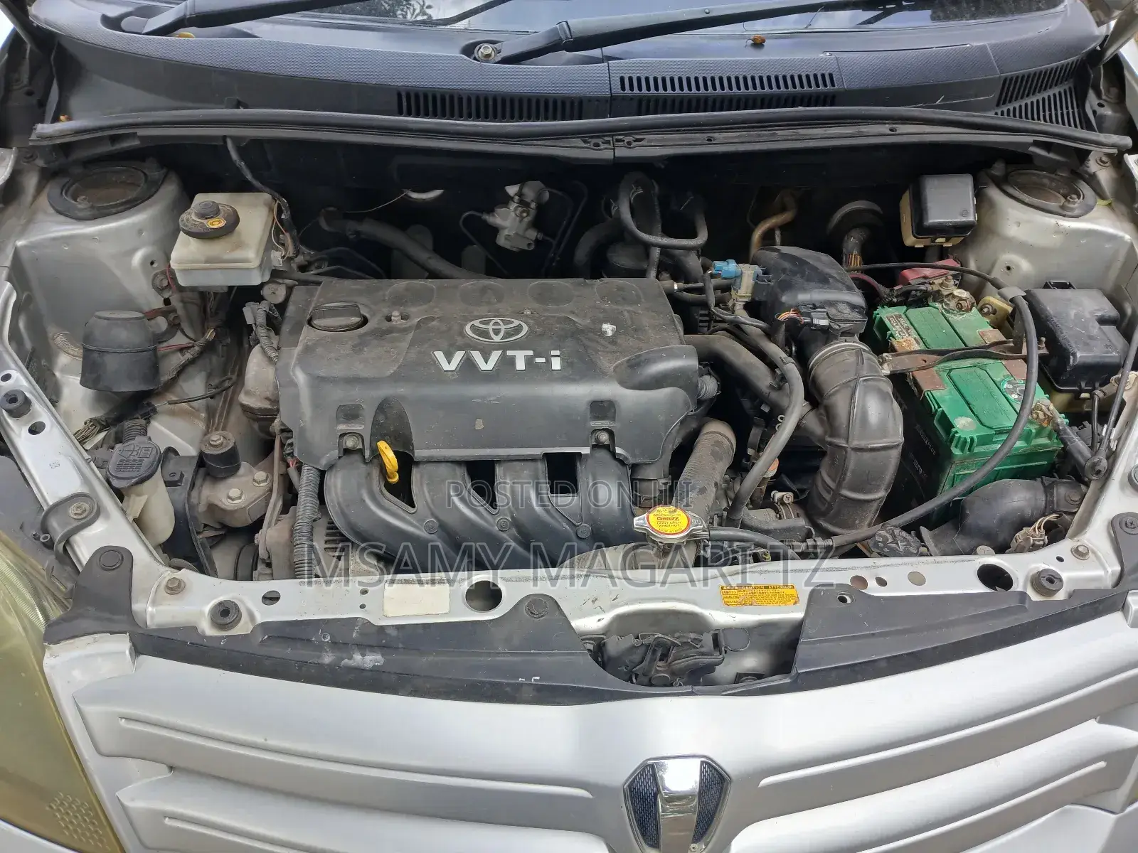 Toyota IST 2004 Silver