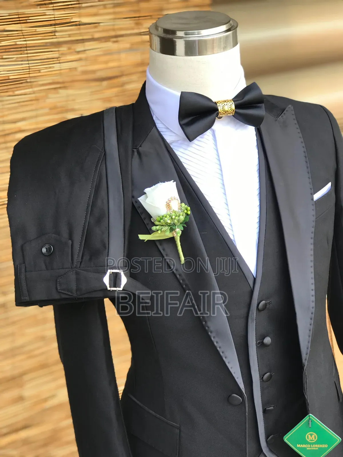 Black Taxedo Suit | Suti Nyeusi