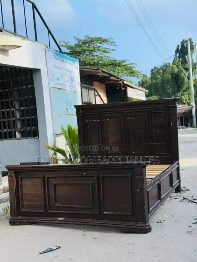 Kitanda Mbao Nzito 5/6, Mbao Ngumu Nyeusi Nzuri Mno