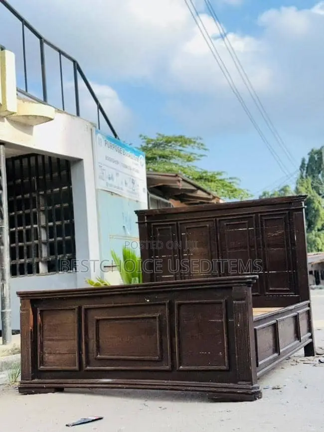Kitanda Mbao Nzito 5/6, Mbao Ngumu Nyeusi Nzuri Mno