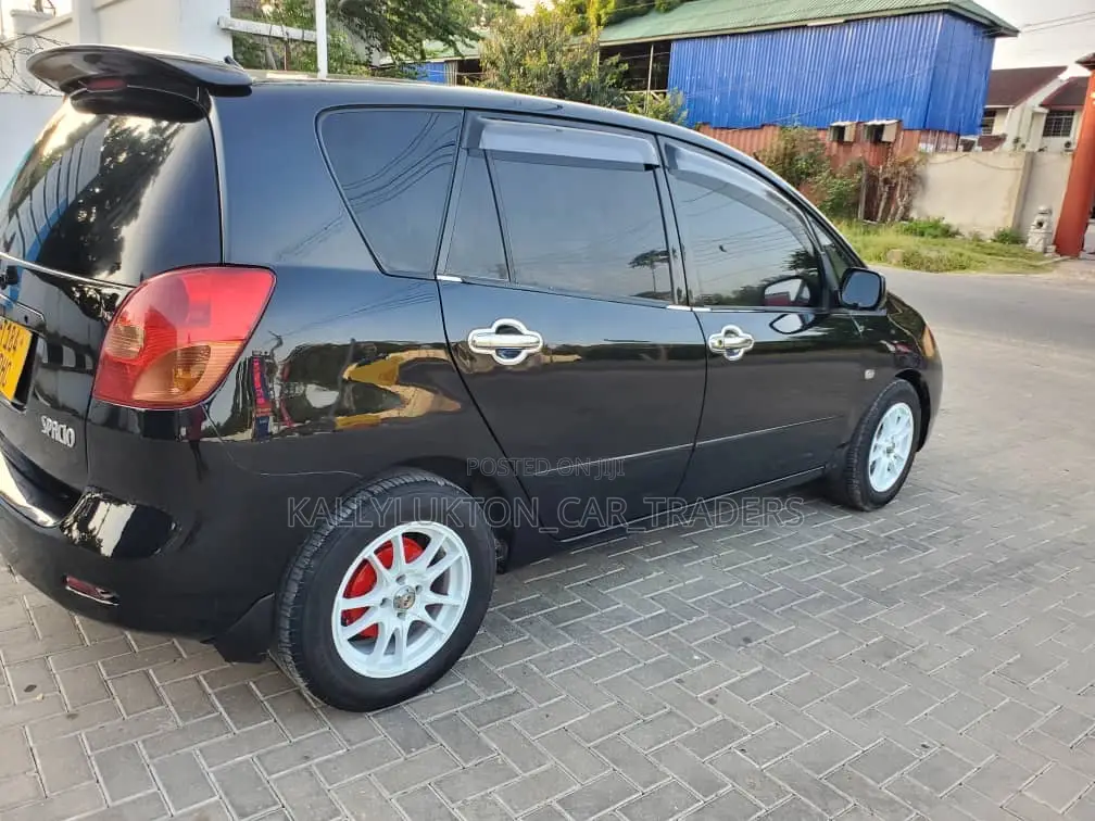 Toyota Corolla Spacio 2005 Black