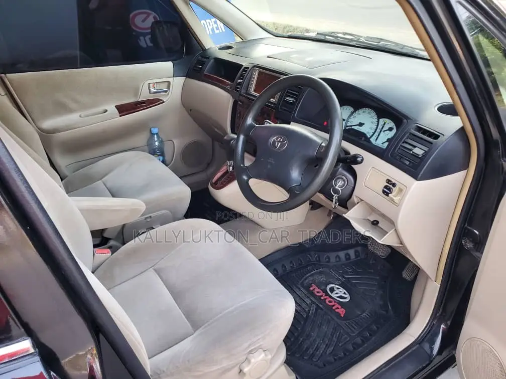 Toyota Corolla Spacio 2005 Black