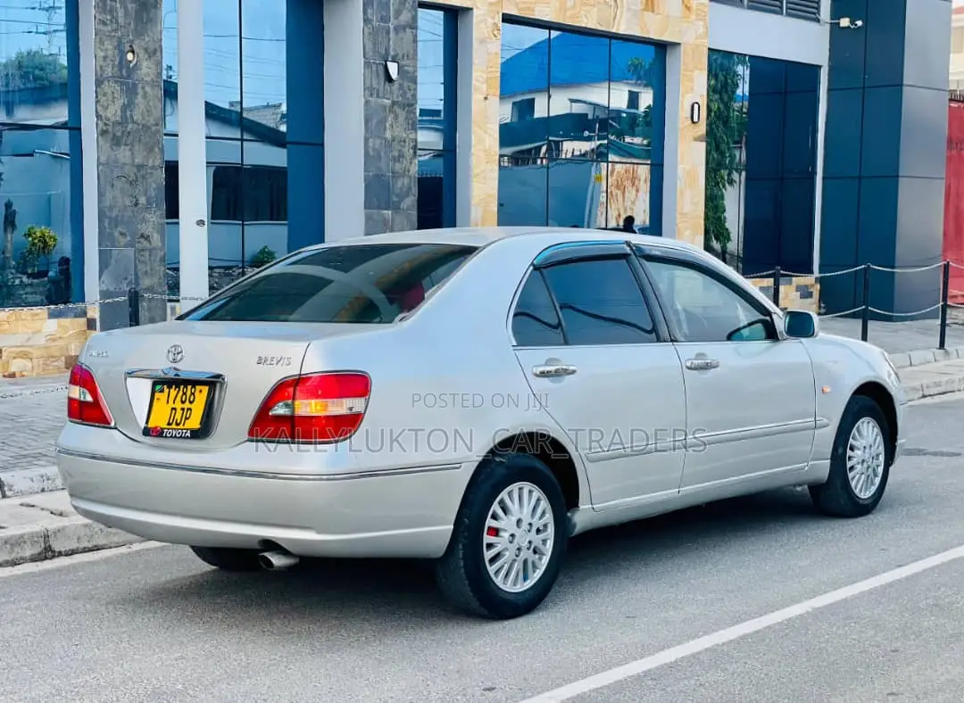 Toyota Brevis 2005 Silver