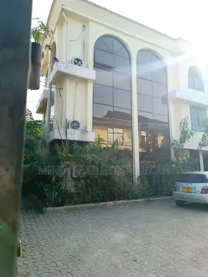 9bdrm House in Kijitonyama for sale