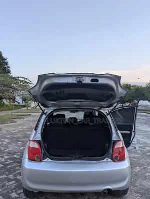 Toyota IST 2007 Silver
