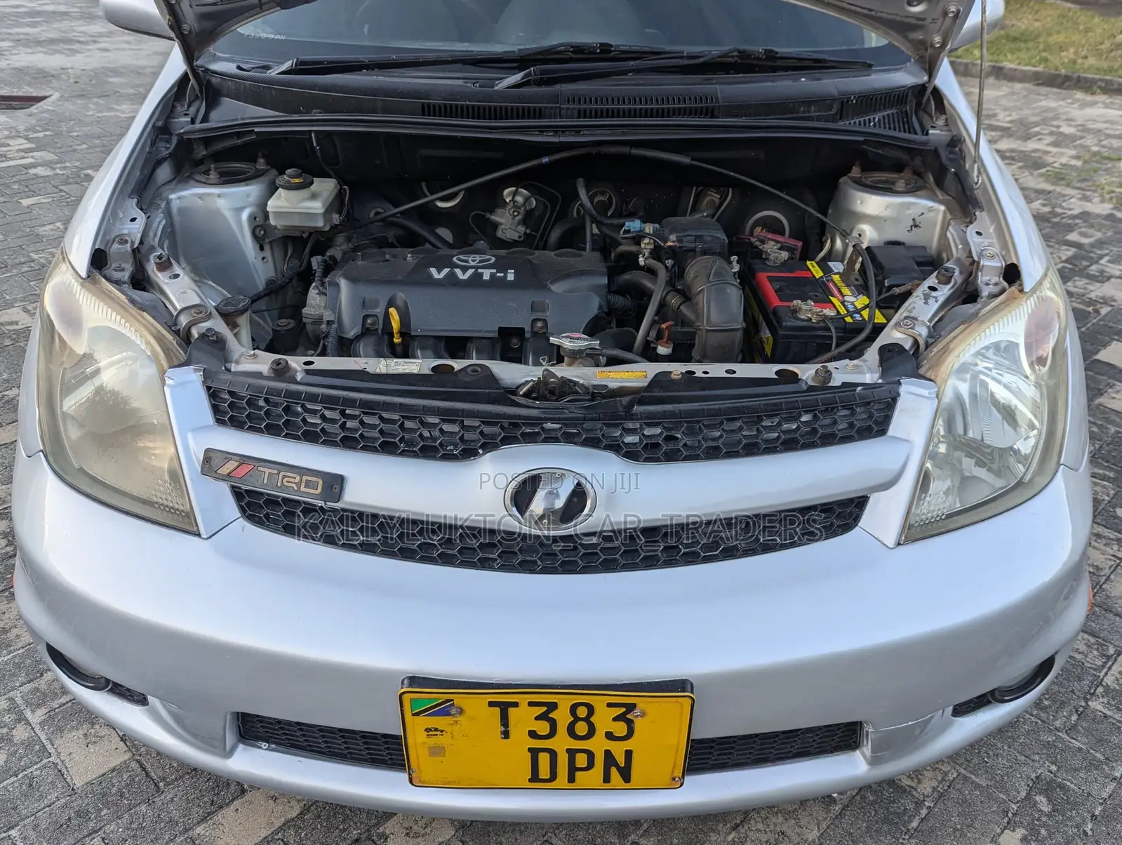 Toyota IST 2007 Silver