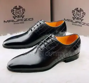 Moka Mpya Za Clarks
