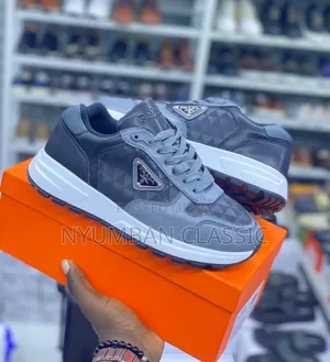 Prada Shoes Original
