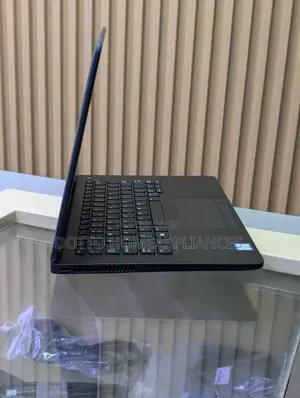 Laptop Dell 256GB Intel Core I5 SSD 256GB