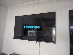 Hisense Normal Tv // 43 Inches// No Box //