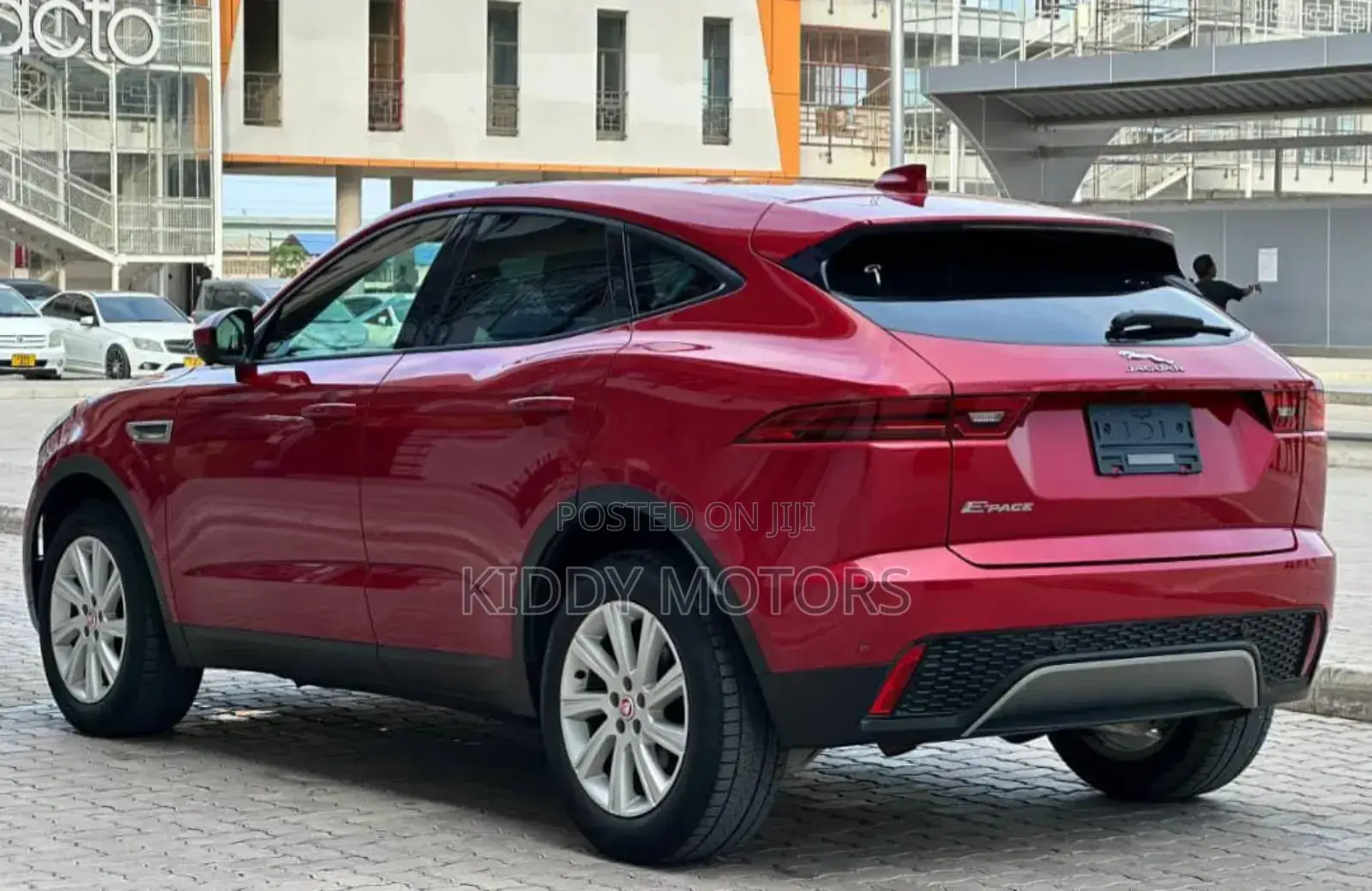 Jaguar E-Pace 2018 Red