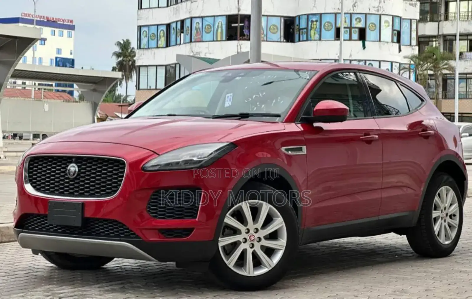 Jaguar E-Pace 2018 Red