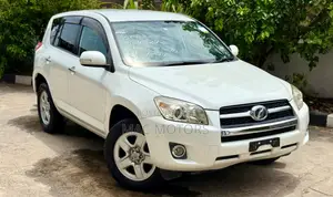 Toyota RAV4 2009 White