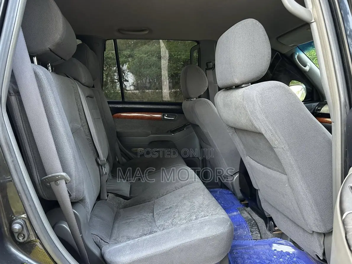 Toyota Land Cruiser Prado 2004 Black