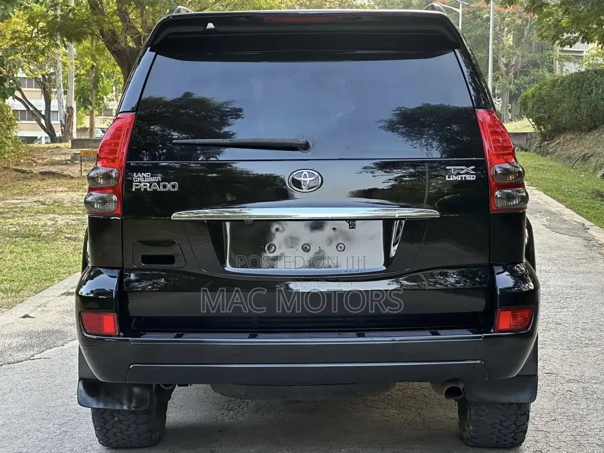 Toyota Land Cruiser Prado 2004 Black