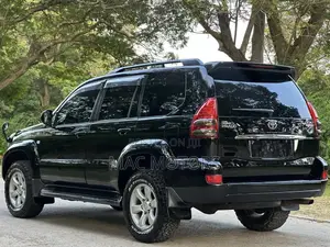 Toyota Land Cruiser Prado 2004 Black