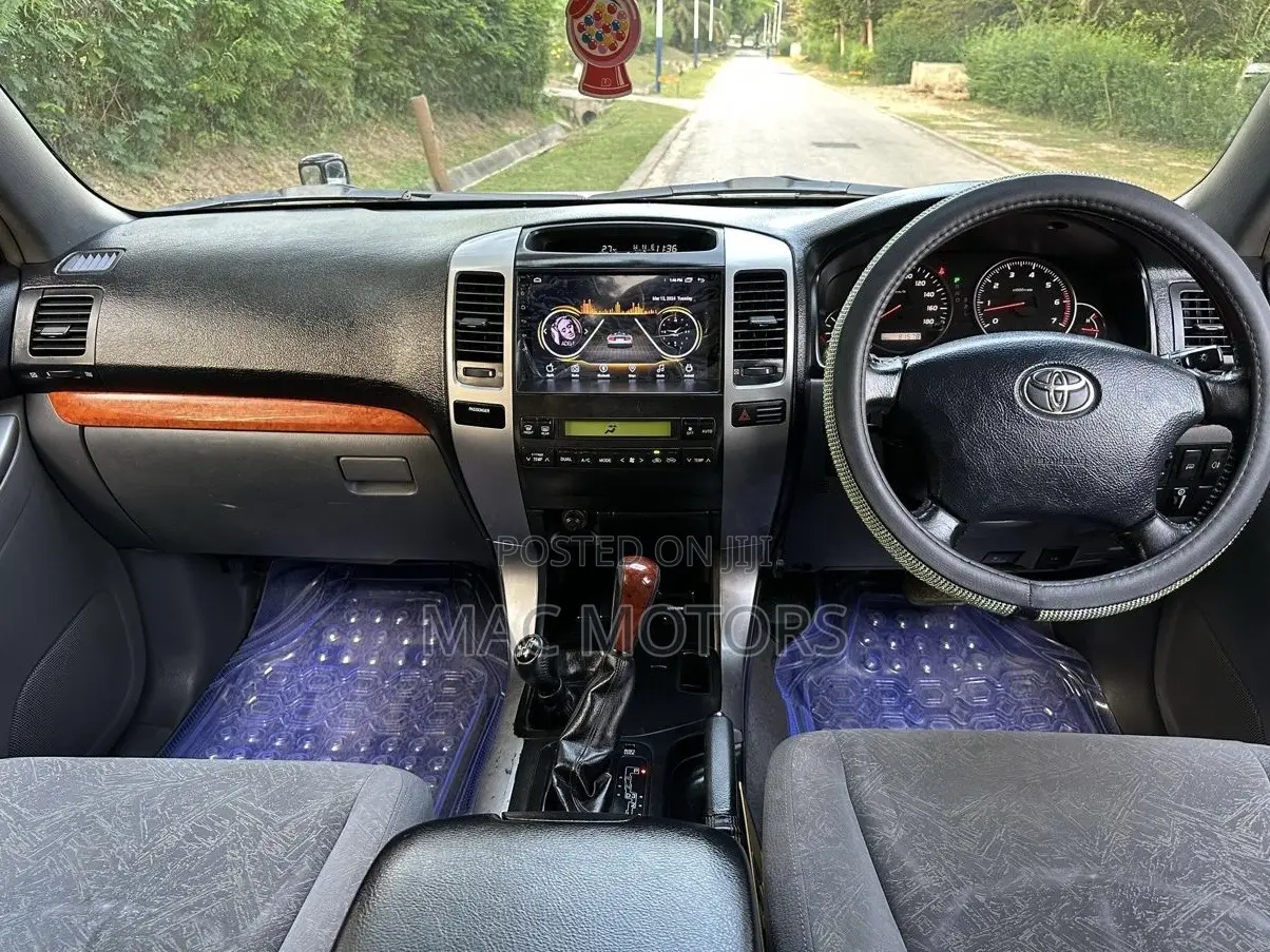 Toyota Land Cruiser Prado 2004 Black