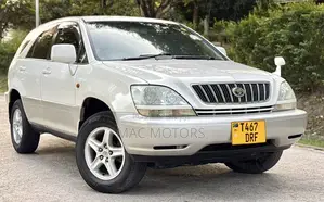 Toyota Harrier 2.4 16V 4WD 2002 White