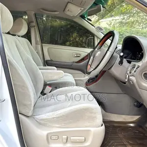 Toyota Harrier 2.4 16V 4WD 2002 White