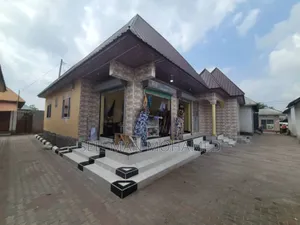 Furnished 7bdrm Apartment in Biriani Real Estate, Chamazi for sale