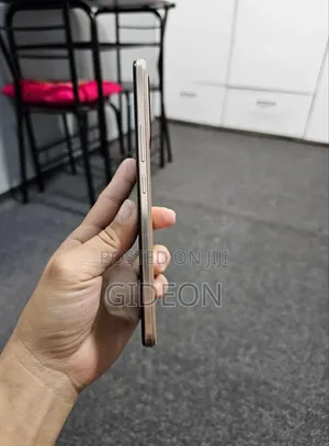 New Vivo V23 5G 256 GB Rose Gold