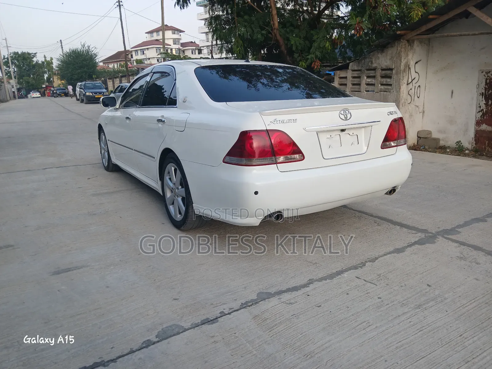 Toyota Crown 2007 White