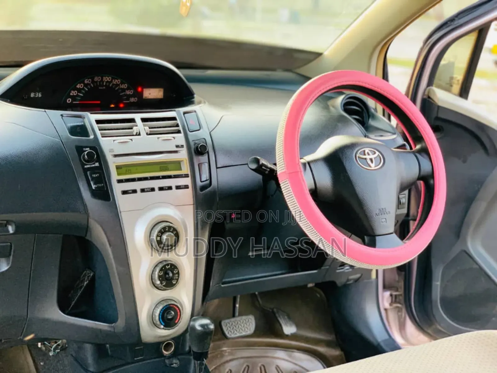 Toyota Vitz 2008 Silver