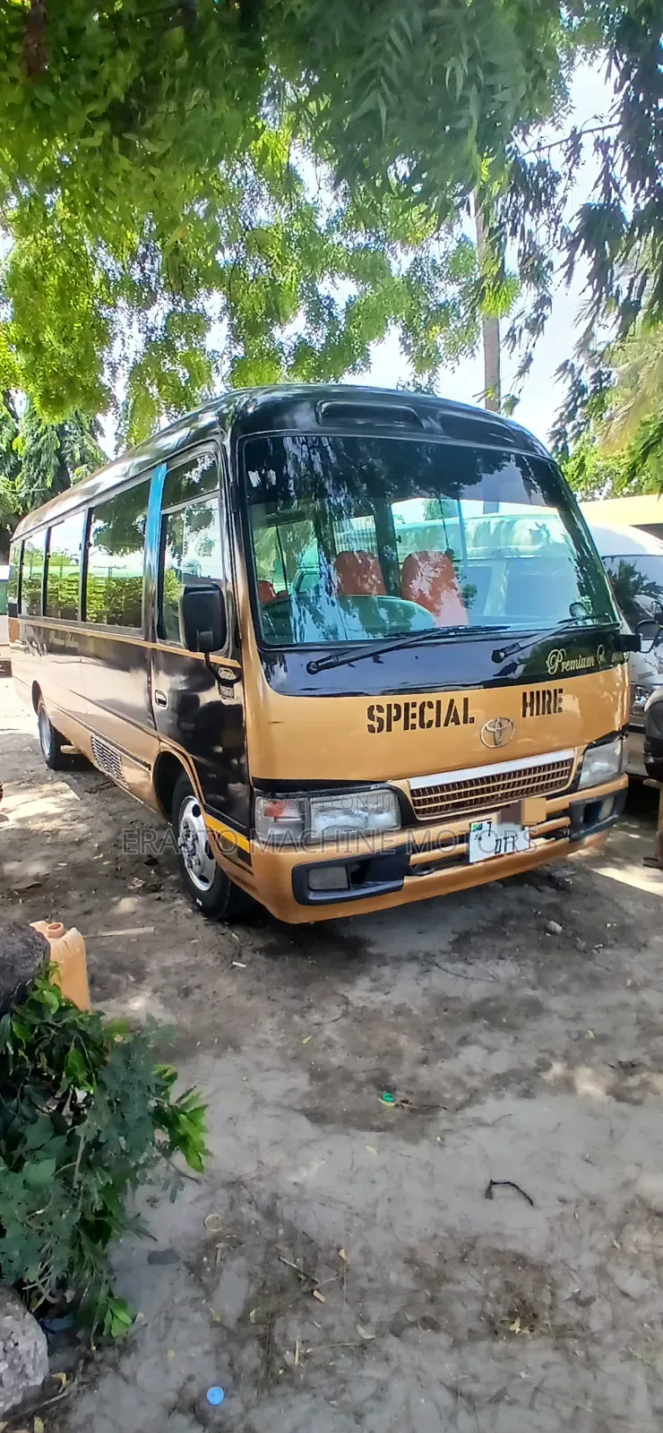 Toyota Coaster 2000