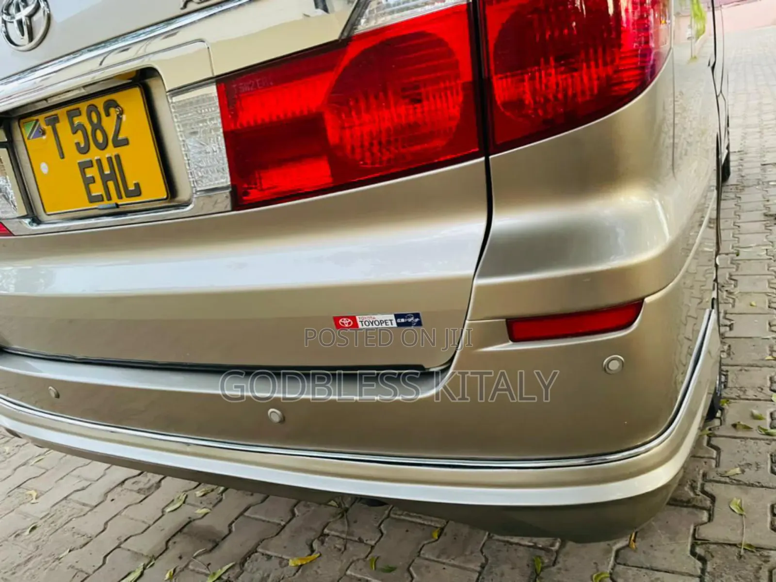 Toyota Alphard 2.4 Hybrid AWD 2007 Gold