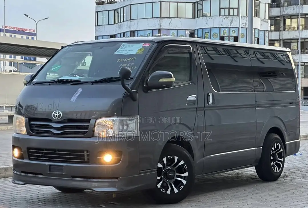 Toyota HiAce 2008 Grey