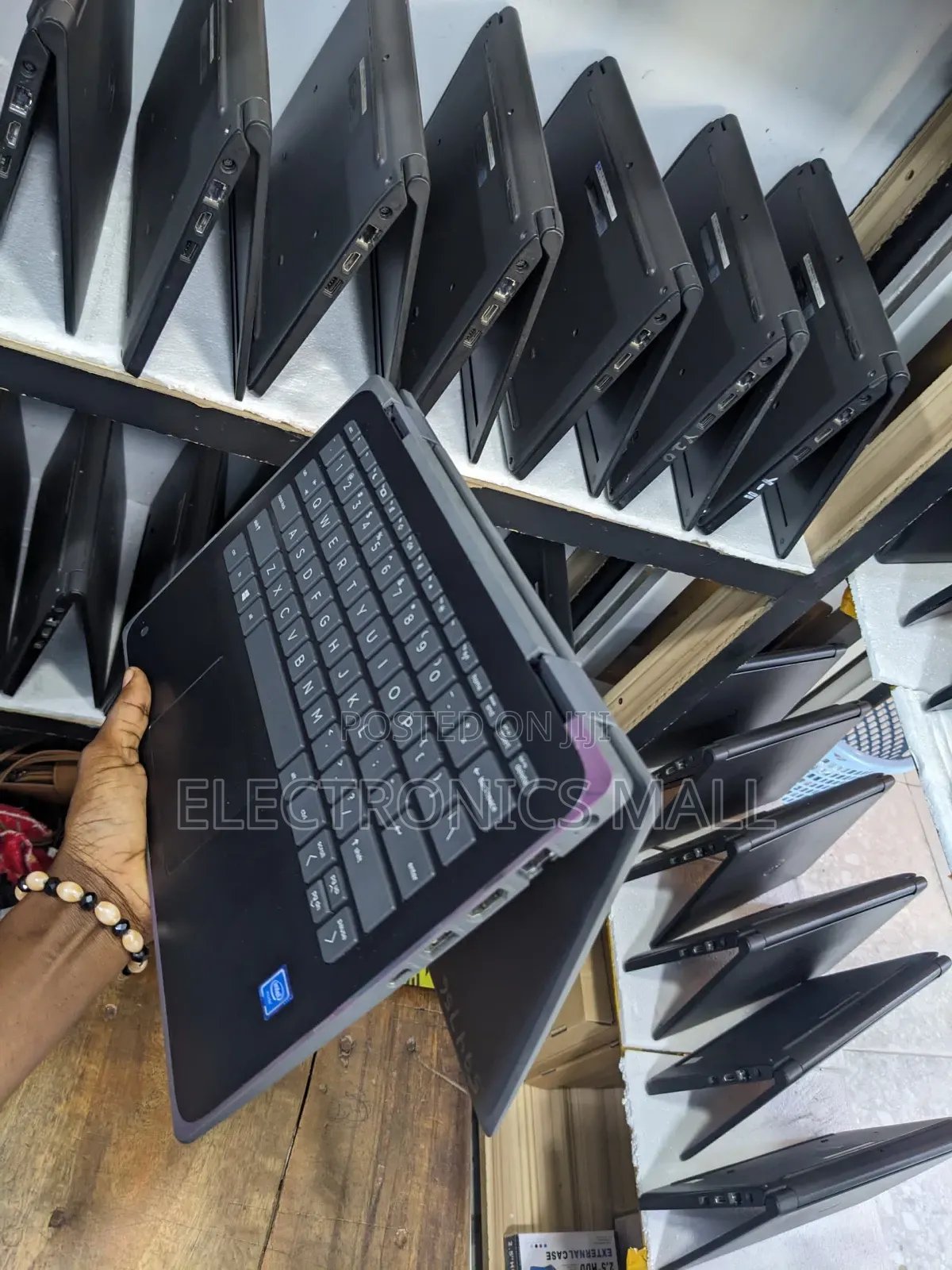 New Laptop HP ProBook X360 11 G5 EE 4GB Intel SSD 128GB