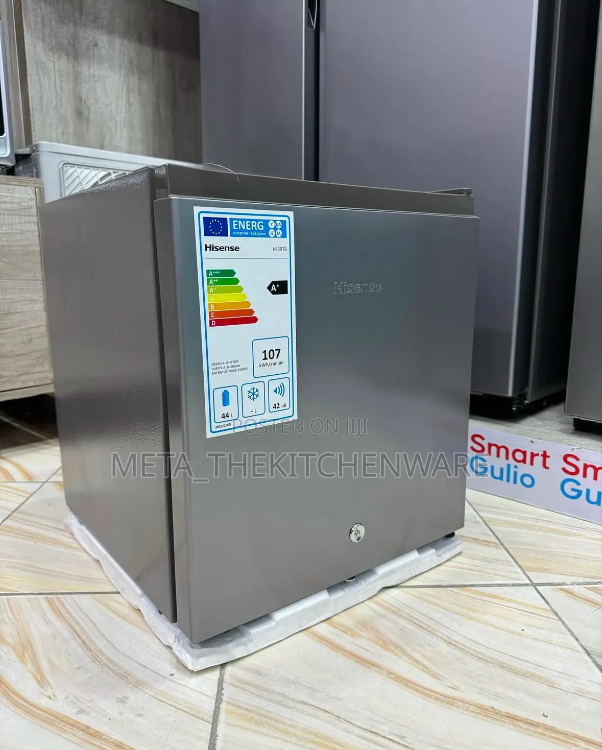 Hisense Mini Fridge 44L (H65RTS)