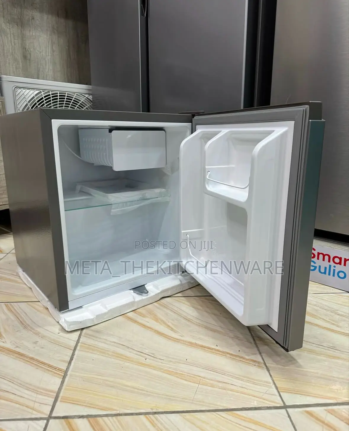 Hisense Mini Fridge 44L (H65RTS)